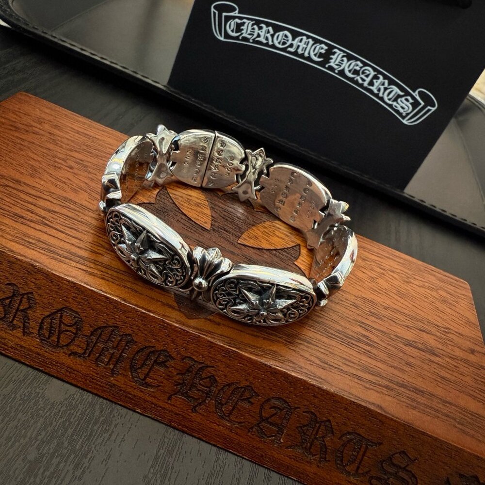 Chrome Hearts Classic Retro Six-Star Bracelet - Picture 4 of 10